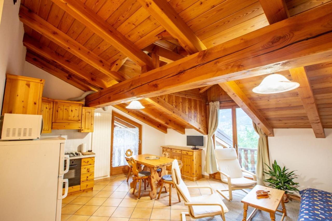 Casa Alpina - Sarre Apartamento Aosta Exterior foto