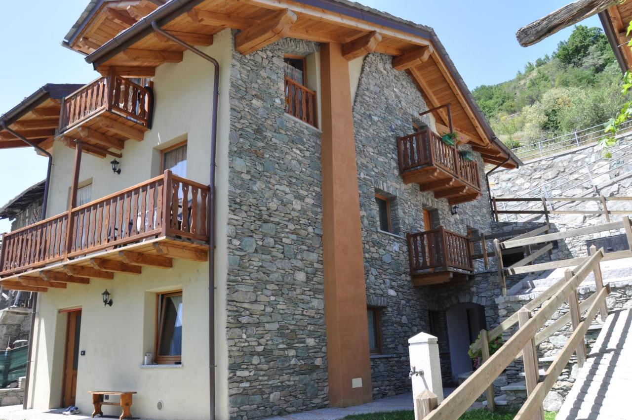 Casa Alpina - Sarre Apartamento Aosta Exterior foto