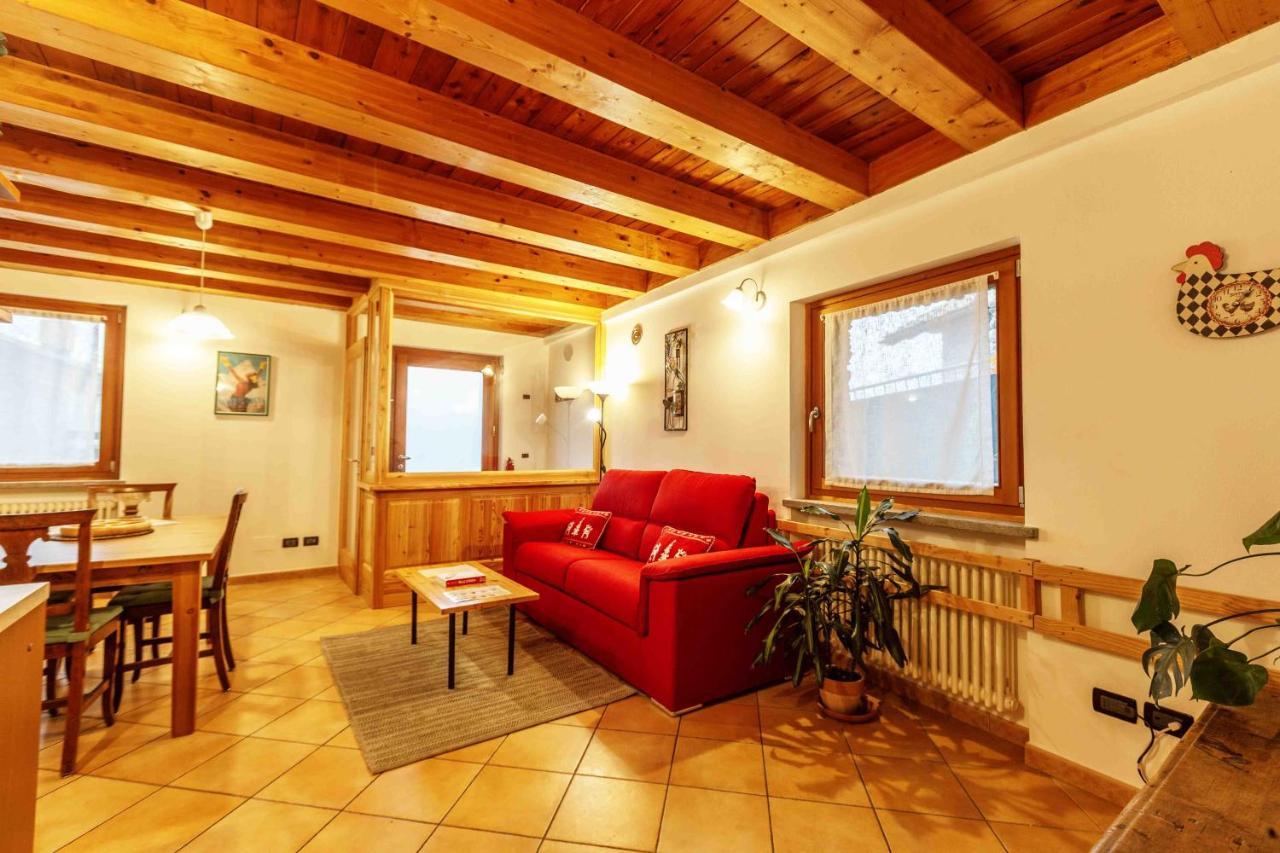 Casa Alpina - Sarre Apartamento Aosta Exterior foto