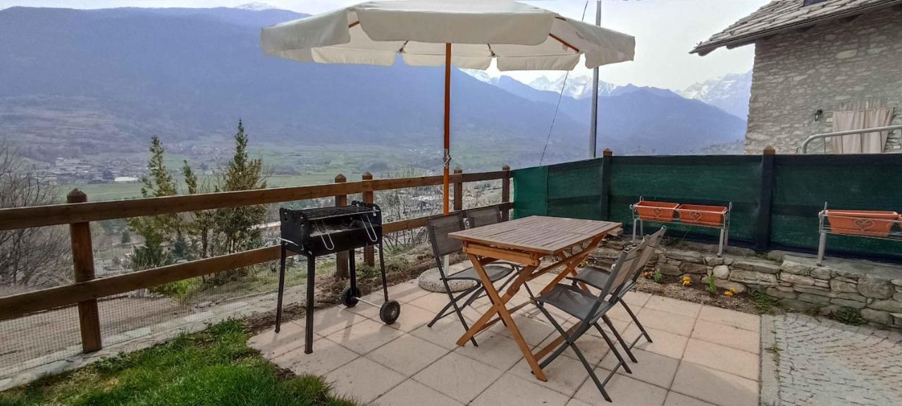 Casa Alpina - Sarre Apartamento Aosta Exterior foto